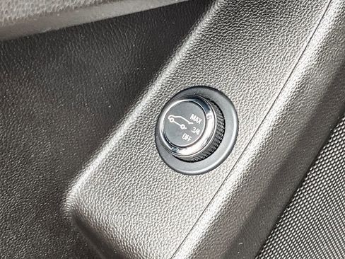 Certified 2021 Chevrolet Traverse Premier w/ Redline Edition image 43