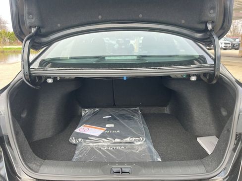 New 2026 Nissan Sentra SV w/ SV Convenience Package FWD image 32