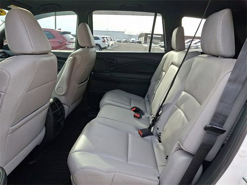 Used 2023 Honda Passport EX-L image 10