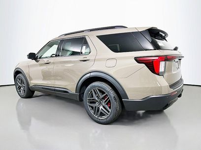 New 2026 Ford Explorer ST-Line w/ ST-Line Street Pack
