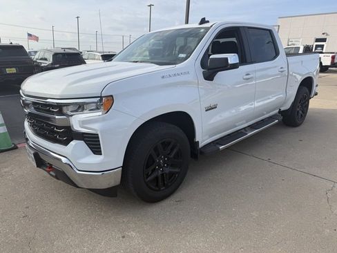 Used 2024 Chevrolet Silverado 1500 LT image 7