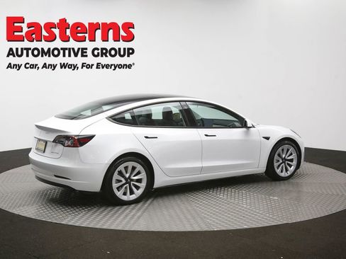 Used 2022 Tesla Model 3 Long Range AWD/4WD image 37