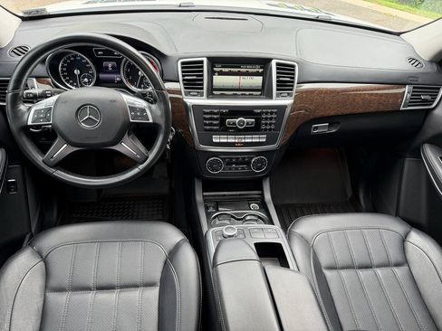 Used 2014 Mercedes-Benz GL 450 4MATIC image 22