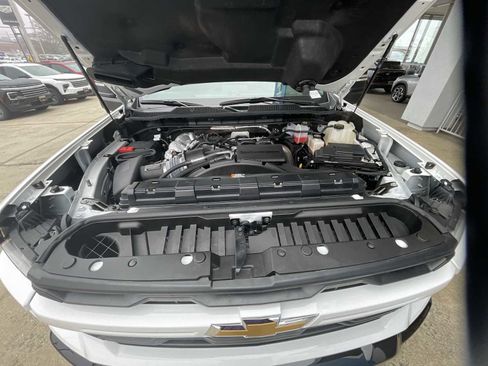 Used 2024 Chevrolet Silverado 2500 Custom w/ Custom Value Package image 28