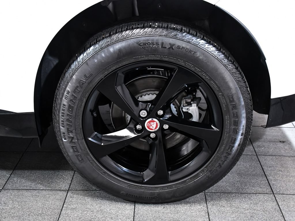 Used 2023 Jaguar F-PACE S AWD/4WD image 8