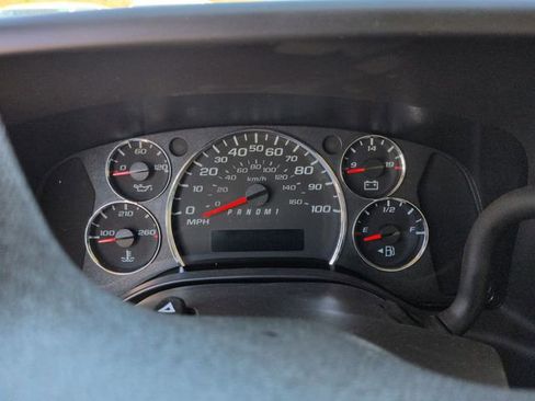 New 2024 Chevrolet Express 3500 w/ Power Convenience Package RWD image 4
