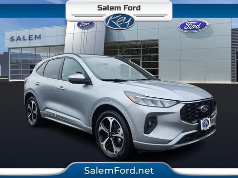 Certified 2023 Ford Escape ST-Line Select w/ Tech Pack #2 AWD/4WD image 1