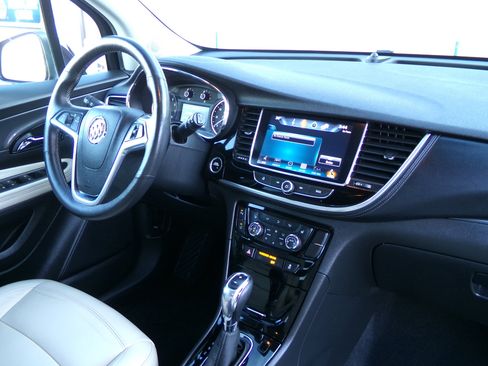 Used 2017 Buick Encore Premium image 35