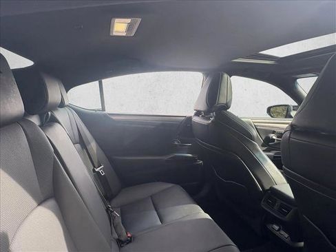 Used 2022 Lexus ES 350 F Sport image 17