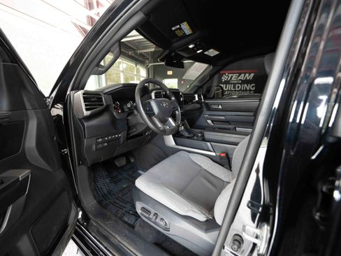 Used 2025 Toyota Tundra SR5 w/ SR5 Convenience Package image 8