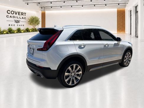 Used 2023 Cadillac XT4 Premium Luxury w/ Technology Package AWD/4WD image 10