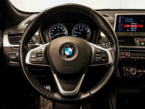 Used 2021 BMW X1 sDrive28i image 14