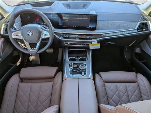 New 2026 BMW X7 xDrive40i w/ Executive Package AWD/4WD image 16