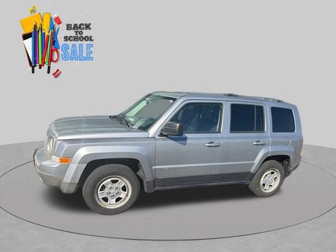 Used 2015 Jeep Patriot Sport w/ Power Value Group AWD/4WD image 1