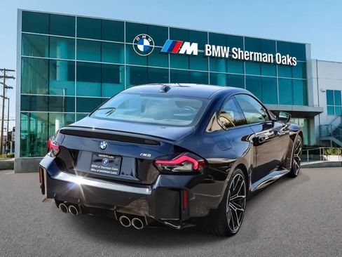 Used 2023 BMW M2 RWD image 4