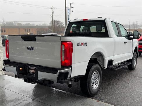 New 2026 Ford F250 XL w/ XL Chrome Package image 26