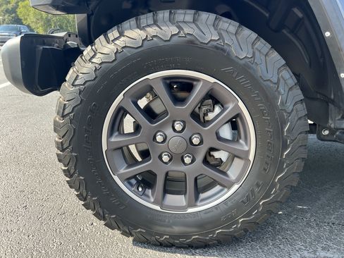 Used 2021 Jeep Wrangler Sport AWD/4WD image 11