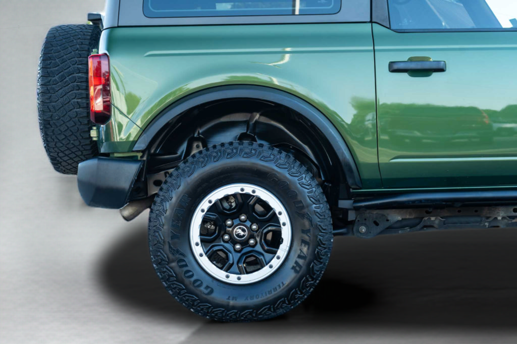 Used 2023 Ford Bronco 2-Door w/ Sasquatch Package AWD/4WD image 7