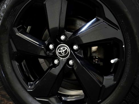 Used 2019 Toyota RAV4 XSE w/ Carpet Mat Package AWD/4WD image 11