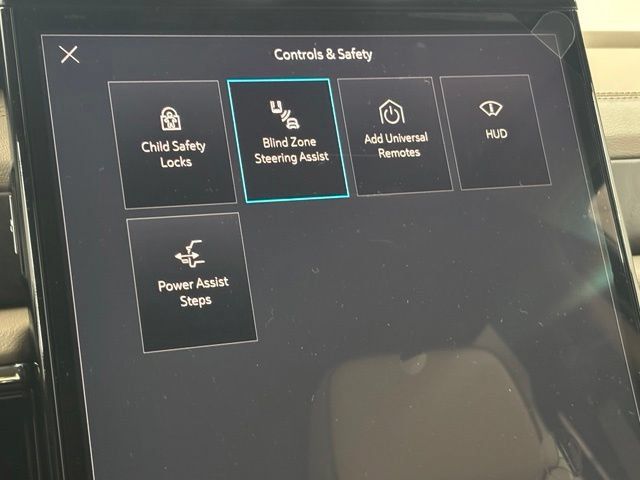 New 2026 GMC Yukon Denali w/ Denali Reserve Package AWD/4WD image 40