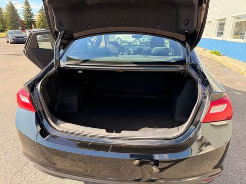 Used 2023 Chevrolet Malibu LT w/ Driver Confidence Package FWD image 26