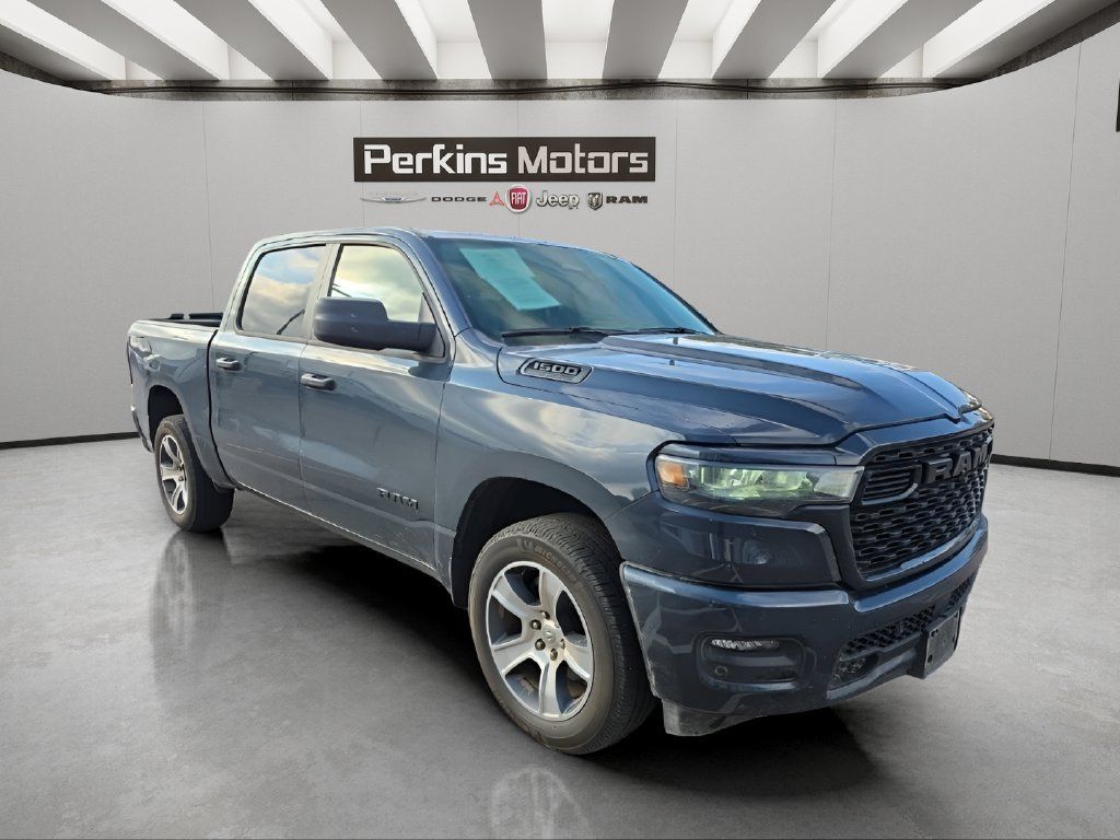 Used 2025 RAM 1500 Tradesman AWD/4WD image 9