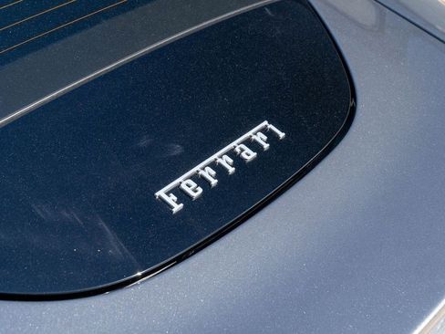 Used 2022 Ferrari Roma RWD image 18