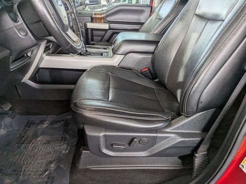 Used 2019 Ford F150 Lariat w/ Equipment Group 502A Luxury image 11