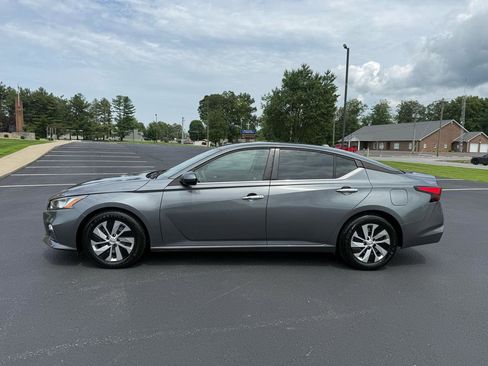 Used 2020 Nissan Altima 2.5 S w/ Driver Assist Package FWD image 3