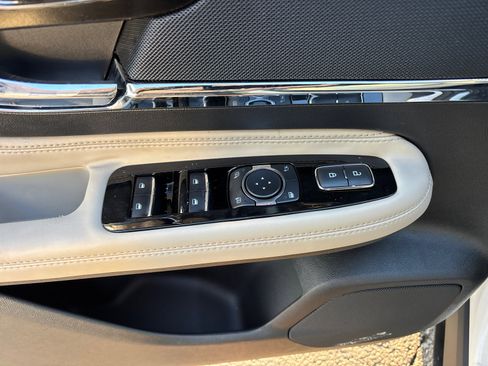 New 2026 Lincoln Corsair Reserve AWD/4WD image 13