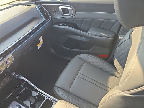 New 2026 Kia Sorento SX Prestige image 18