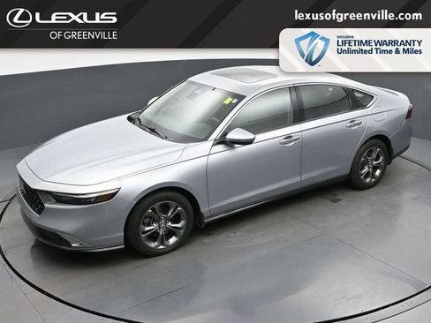 Used 2023 Honda Accord EX image 42