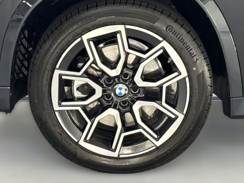 Used 2025 BMW X1 xDrive28i w/ Convenience Package image 12