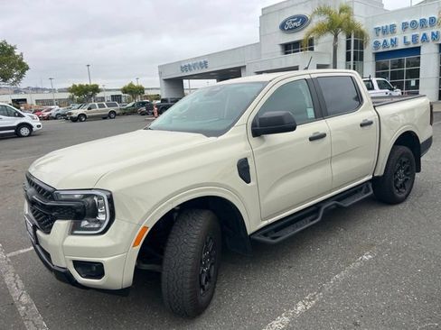 Used 2025 Ford Ranger XLT w/ Black Appearance Package RWD image 20