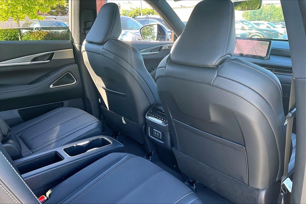 Certified 2027 INFINITI QX60 Sport w/ Dark Cargo Package AWD/4WD image 29