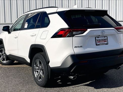 New 2025 Toyota RAV4 XLE image 3