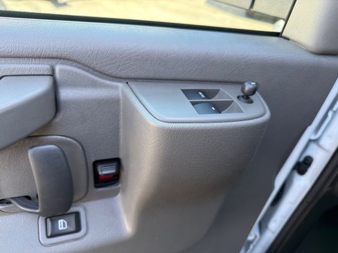 Used 2024 GMC Savana 2500 w/ Driver Convenience Package image 24