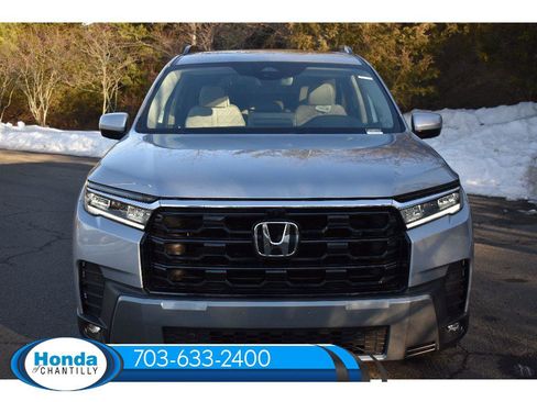 New 2026 Honda Pilot Elite image 2