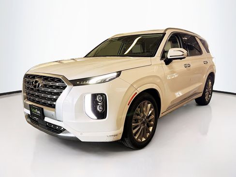 Used 2020 Hyundai Palisade Limited image 3