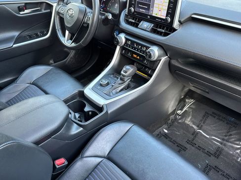 Used 2021 Toyota RAV4 XSE image 16