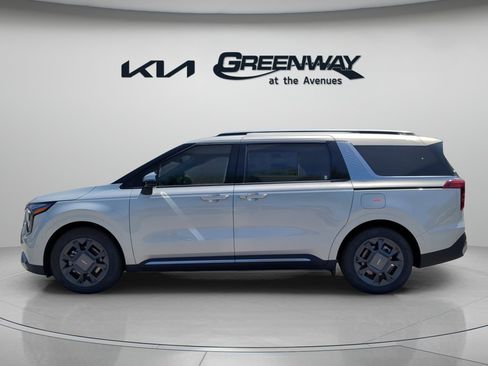 New 2026 Kia Carnival SX FWD image 3