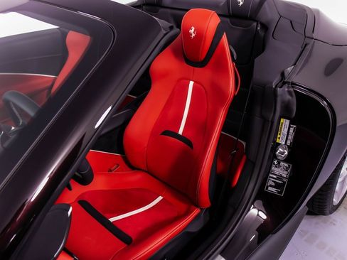 Certified 2024 Ferrari Roma Spider image 44