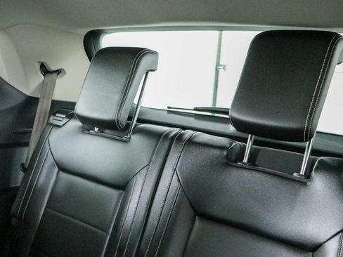 Used 2022 Volkswagen Atlas SE FWD image 25