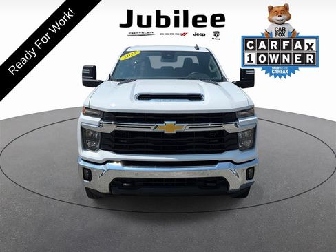 Used 2025 Chevrolet Silverado 3500 LT w/ Safety Package AWD/4WD image 2