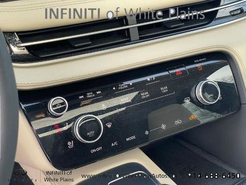Certified 2025 INFINITI QX60 Luxe w/ Vision Package AWD/4WD image 23