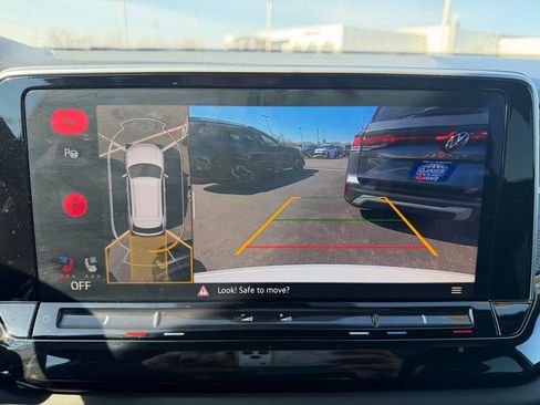 Used 2025 Volkswagen Atlas Cross Sport SEL Premium R-Line image 59