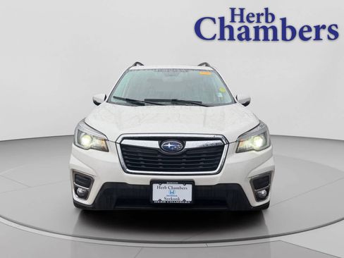 Used 2019 Subaru Forester Limited image 2