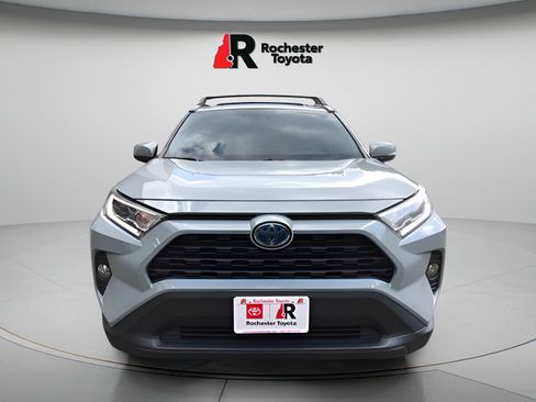 Certified 2021 Toyota RAV4 XLE Premium AWD/4WD image 2
