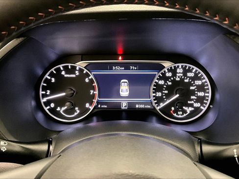 New 2025 Nissan Sentra SR w/ SR Premium Package FWD image 22