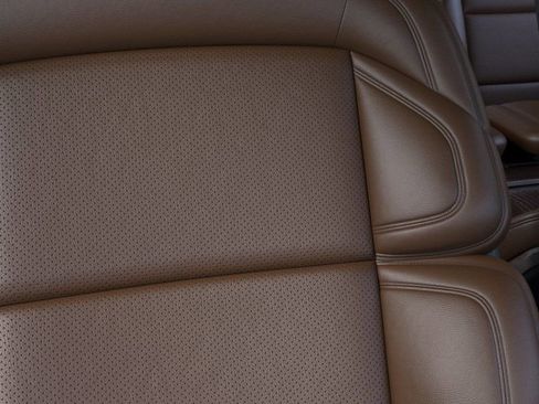 New 2026 Lincoln Navigator L Reserve AWD/4WD image 16